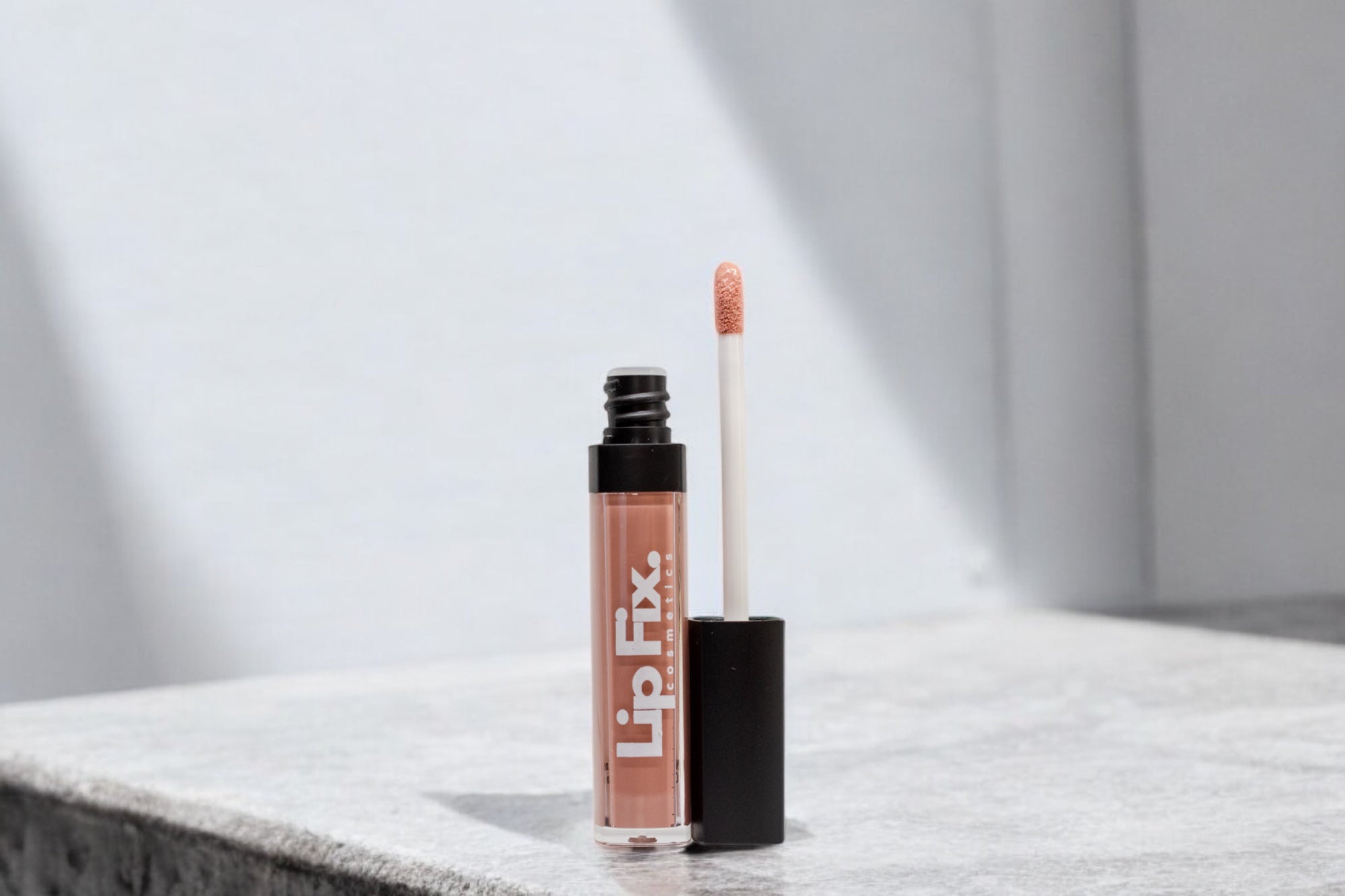 Lip Gloss Shy - Lip Fix Cosmetics